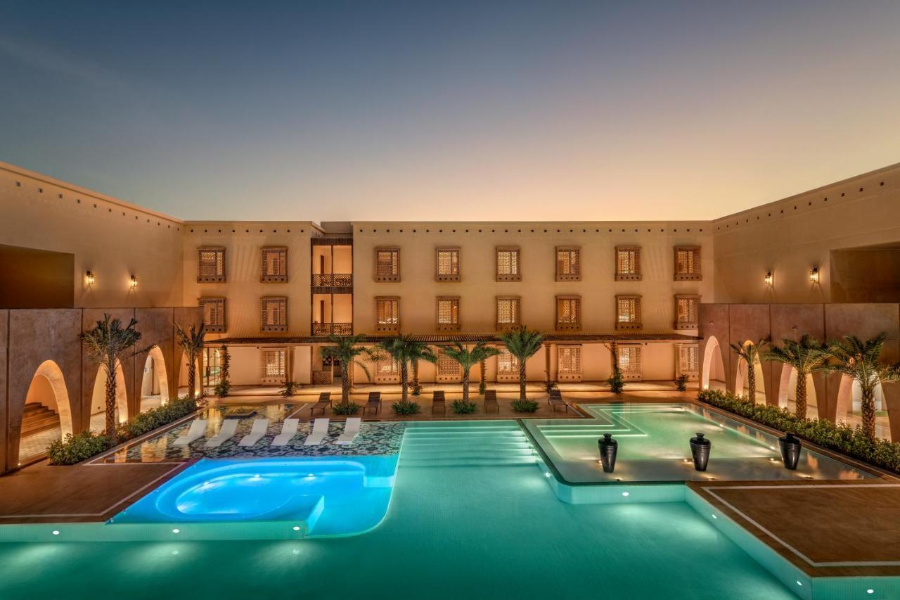 Time Square Resort & Spa 普杰 外观 照片